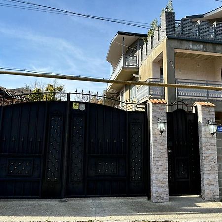 Verona Apartment Dushet'i Exterior photo