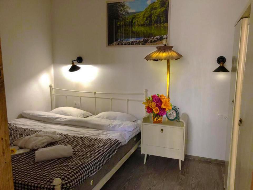 Verona Apartment Dushet'i Exterior photo