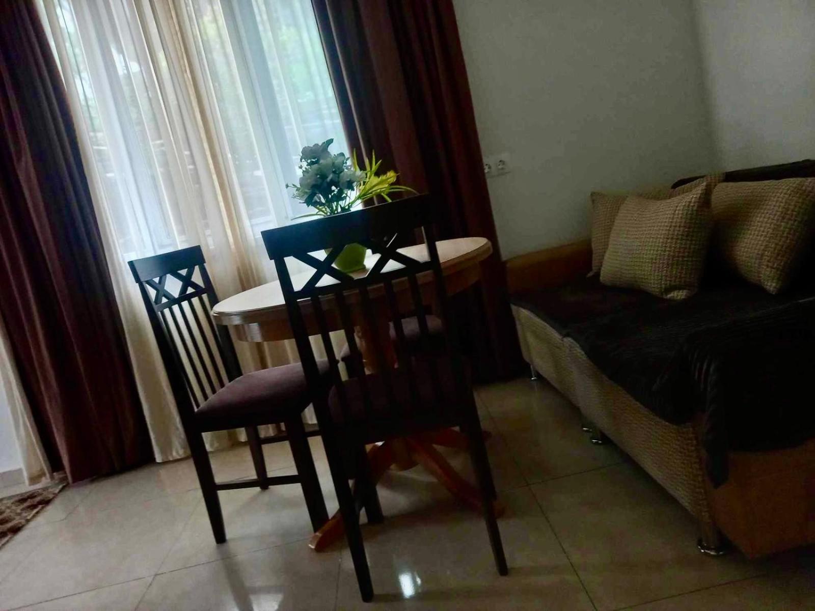 Verona Apartment Dushet'i Exterior photo