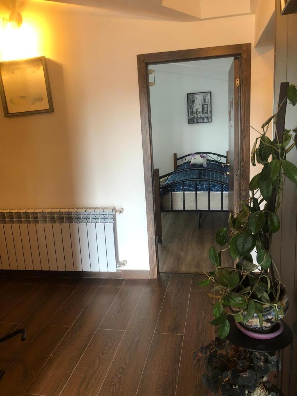 Verona Apartment Dushet'i Exterior photo