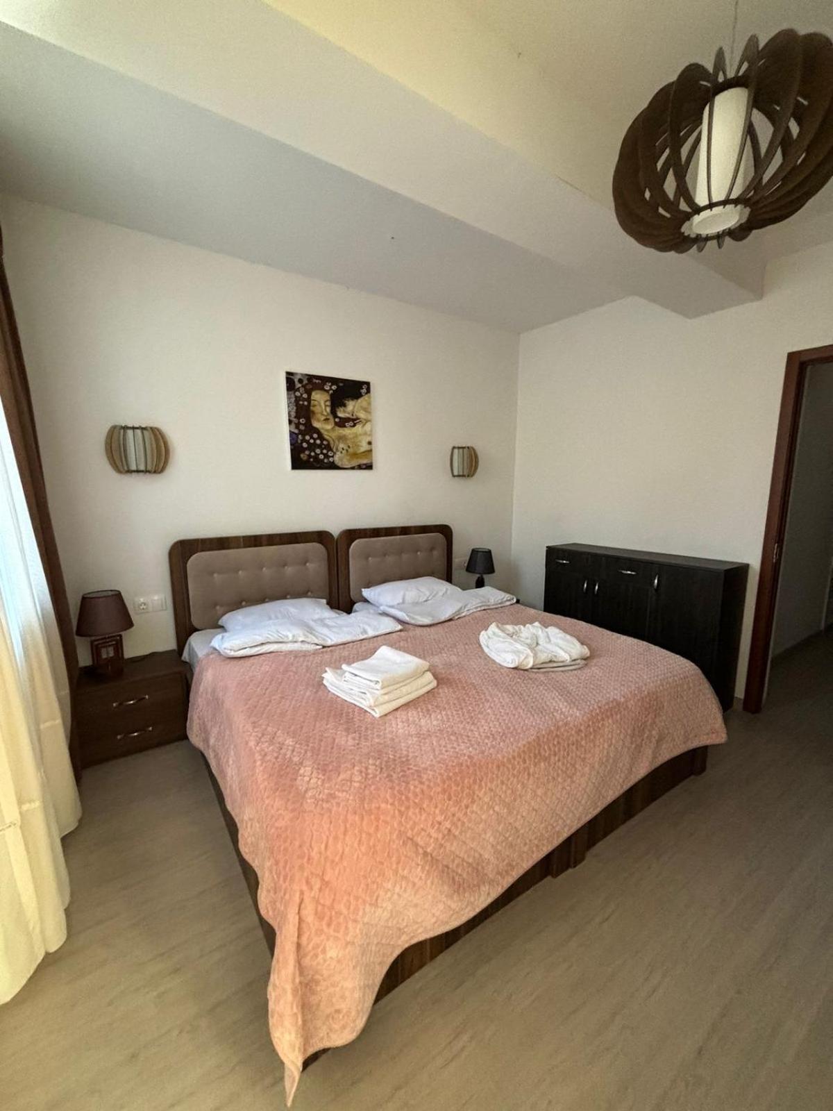 Verona Apartment Dushet'i Exterior photo